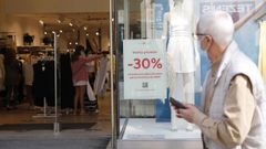 Rebajas de hasta el 50 % antes de comenzar la temporada de verano en Pr�ncipe