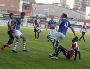 El partido disputado en A Lomba result� muy igualado. 