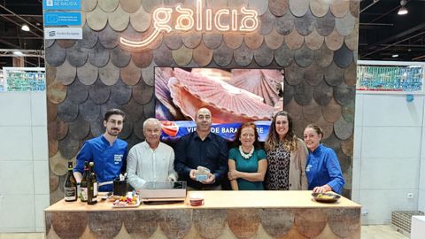 Representacin de la Cofrada de Pescadores de Barallobre en esta feria de Valencia