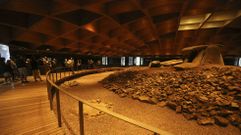 Dolmen de Dombate, en Borneiro, Cabana 
