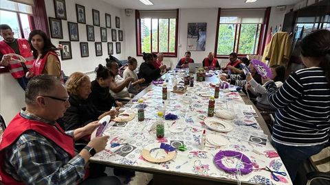 En uno de los talleres que se realizaron durante la maana confeccionaron atrapasueos