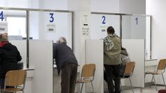 Numerosos centros de salud tendr�n caras nuevas en las consultas de medicina de familia, en la foto el ambulatorio Concepci�n Arenal de Santiago