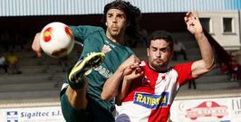 Los arlequinados afrontan su pen�ltimo encuentro en A Lomba de la temporada del regreso a la Tercera Divisi�n.