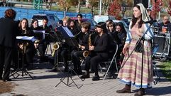 El s�bado se celebr� un emotivo acto para ponerle el nombre a las calles de Tafisa de tres mujeres. En la foto, a la derecha, la persona que se caracteriz� como Vasquida Garc�a.