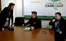Estefan�a Canosa, Manuel Andrade y Manuel Lodeiro, ayer en el Concello de Carballo.