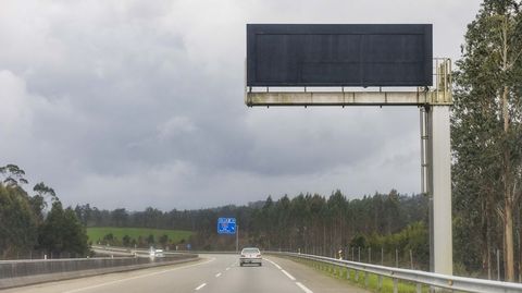 Los paneles tambi�n pasan a control de la DGT