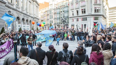 La manifestaci�n por la oficialidad