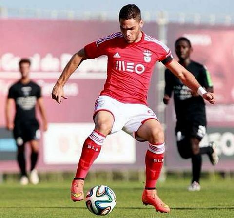 Lolo Coronado jug� la pasada temporada en el filial del Benfica, en Segunda Divisi�n portuguesa.