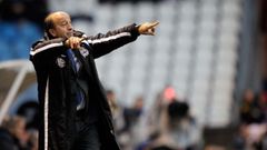 Miguel ngel Lotina, en un encuentro como entrenador del Deportivo.