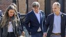 La portavoz de Junts en el Congreso, Mriam Nogueras; el presidente del partido, Carles Puigdemont; y el secretario general de la formacin, Jordi Turull; en una reunin en Waterloo (Blgica). Olatz Castrillo efe