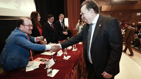 Entrega del Premio Aresa a Traloagro en un acto celebrado en la Facultade de Veterinaria de Lugo