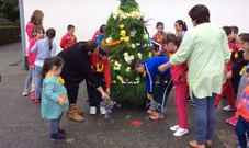 El colegio trabadense dio ayer la bienvenida a la primavera.