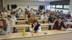 Examen mir en la USC en una foto de archivo