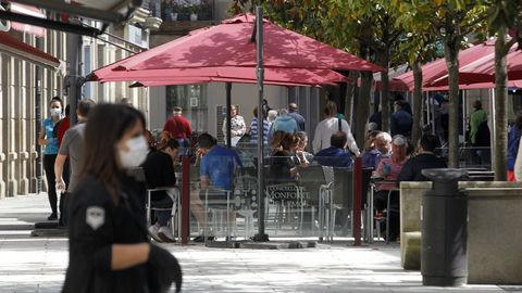 Terraza llena en Monforte