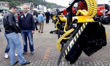 El recinto ferial acogi� la mayor afluencia de p�blico durante los d�as del fin de semana. En Vegadeo exhibieron sus art�culos m�s de 150 vendedores.