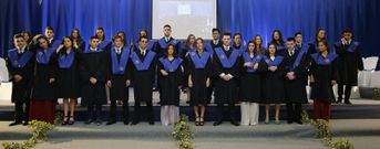 En el colegio Internacional Eir�s tambi�n organizaron la fiesta de despedida de estudiantes. 