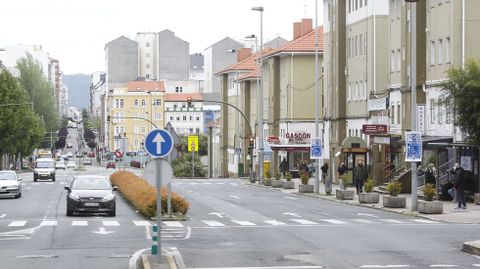 O tramo inicial dun dos principais eixos de acceso � cidade ten agora nalg�ns puntos ata tres carr�s de circulaci�n