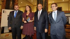 Adri�n Barb�n, Irma Clots, Josep Oliu y Antonio Cabrales