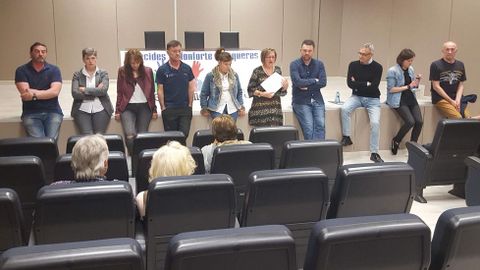 Candidatos de Esperta Monforte, en la asamblea en la que fueron presentados