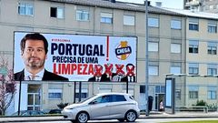 Cartel de propaganda con la nueva campa�a del Chega en Oporto.