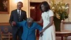 Una mujer de 106 a�os conquista a Obama