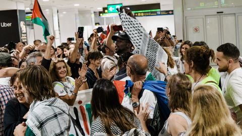 Llegada a Barajas de un grupo de espa�oles de la flotilla Global Sumud