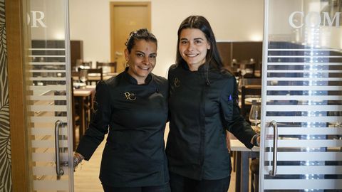 Kenia y Mariana, en la Pulpería Carral