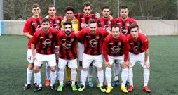 La plantilla del Castriz aument� sus efectivos ya iniciada la liga con Chinda, Alberto Mata, Iv�n e Iv�n Pastoriza, que caus� baja. 