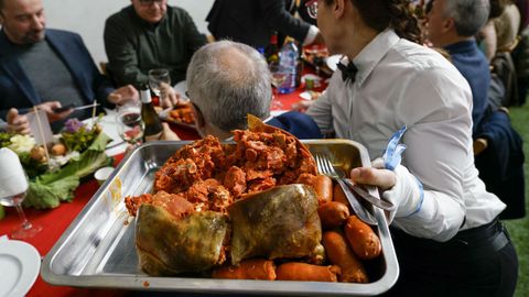 Se sirvieron 900 kilos de botelo