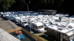 Concentraci�n de caravanas en Samos