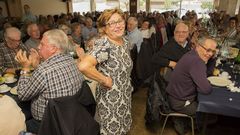 Gran respaldo a la comida de la asociaci�n de pensionistas de Sof�n