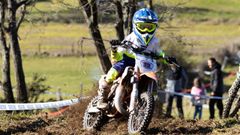 Las mangas del Mini Enduro depararon un notable espectculo en A Peroxa