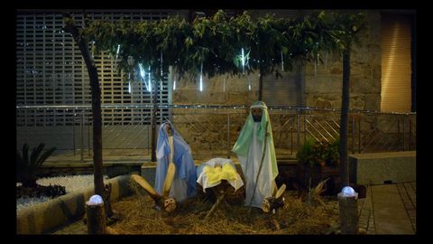 A veci�anza da Praza do Souto instalou un bel�n de madeira.