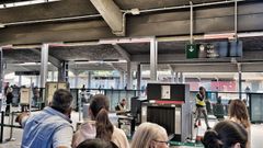 Zona de control de equipajes de la estación intermodal de Ourense