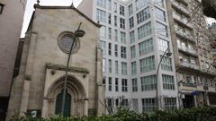 Imagen del edificio en litigio, pegado a la iglesia de San Francisco