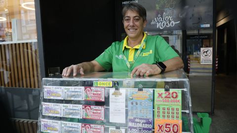 Magdalena Lama Rodr�guez, vendedora de la organizaci�n que comercializ� ambos cupones desde su punto de venta situado en la plaza de Lugo, n�mero 17