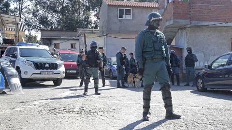 Operacin antidroga de la Guardia Civil en el poblado del Vao