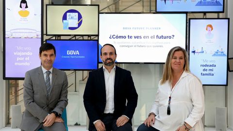 bbvafutureplanner1.David Carrasco, director Comercial y de Pensiones de BBVA Asset Management; Manuel Moure, director Productos Digitales BBVA España y Yolanda de la Cruz, product owner BBVA Future Planner