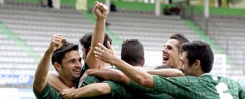 A los racinguistas les ha faltado regularidad en el primer tercio de la competici�n aunque el equipo ha corregido muchos errores y promete �xitos.