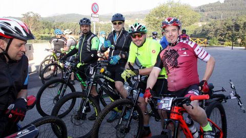 PRIMER TERRAS DE BARBANTIA BTT CON SALIDA DESDE LA AVENIDA DE COMPOSTELA EN BOIRO
