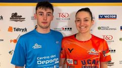 Los jugadores del B�dminton C�es Jacobo Fern�ndez y NIkol Carulla.