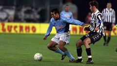 Gustavo L�pez, en la elimiantoria entre Celta y Juventus del curso 1999/2000.