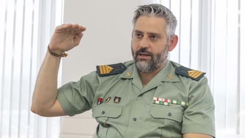 Alberto González, experto en ciberdelincuencia de la Guardia Civil, en la sede del Club Financiero de Santiago
