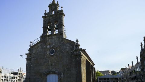 Antigua iglesia parroquia de San Paio de Navia.
