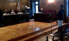 El fiscal descart� pedir la expulsi�n de Oumar tras verificar que se encuentra legalmente en Pontevedra. 