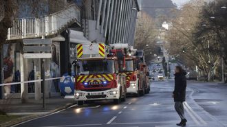 El viento provoca desprendimientos en Riazor