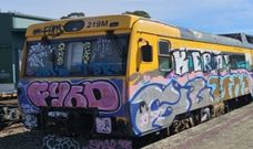 Su firma aparece tambi&eacute;n en este tren