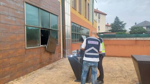 El alcalde ofreció colaboración a la policía en la investigación que lleva a cabo