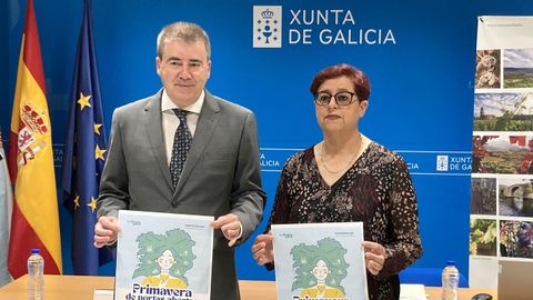 El delegado de la Xunta en Ourense, Manuel Prado, y la presidenta del consejo regulador, Concha Iglesias, en la presentacin