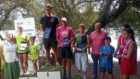 Entrega de premios del Campeonato Provincial de Pirag&uuml;ismo de Cenlle
